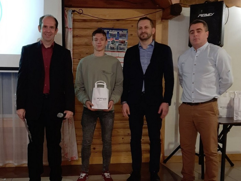 Podsumowanie sezonu 2021 sekcji lekkiej atletyki Unii Hrubieszów (ZDJĘCIA)