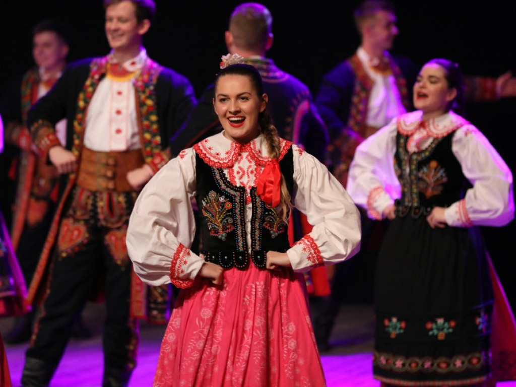 Świąteczny koncert Zespołu Pieśni i Tańca Ziemi Hrubieszowskiej (ZDJĘCIA)
