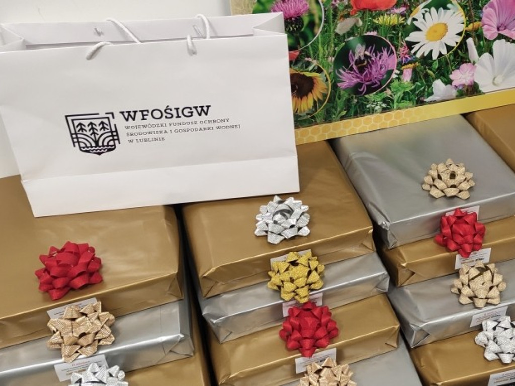 O pszczołach wiedzą najwięcej! Nagrody dla hrubieszowskiej Trójki i jej uczniów (ZDJĘCIA)