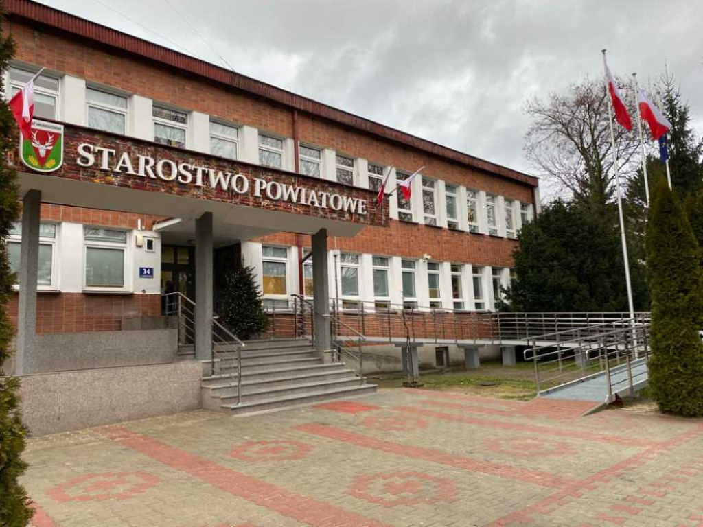 Hrubieszów: Remont wejścia do starostwa zakończony (ZDJĘCIA)
