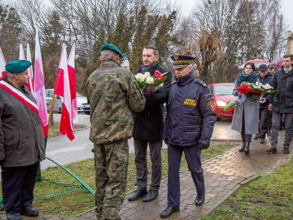 Hrubieszów: Uczczono 78 rocznicę mordu dokonanego na żołnierzach Batalionów Chłopskich i Armii Krajowej (ZDJĘCIE)