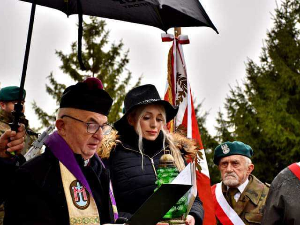 Hrubieszów: Światowy Związek Żołnierzy Armii Krajowej uczcił pamięć pomordowanych żołnierzy AK i BCh (ZDJĘCIA)