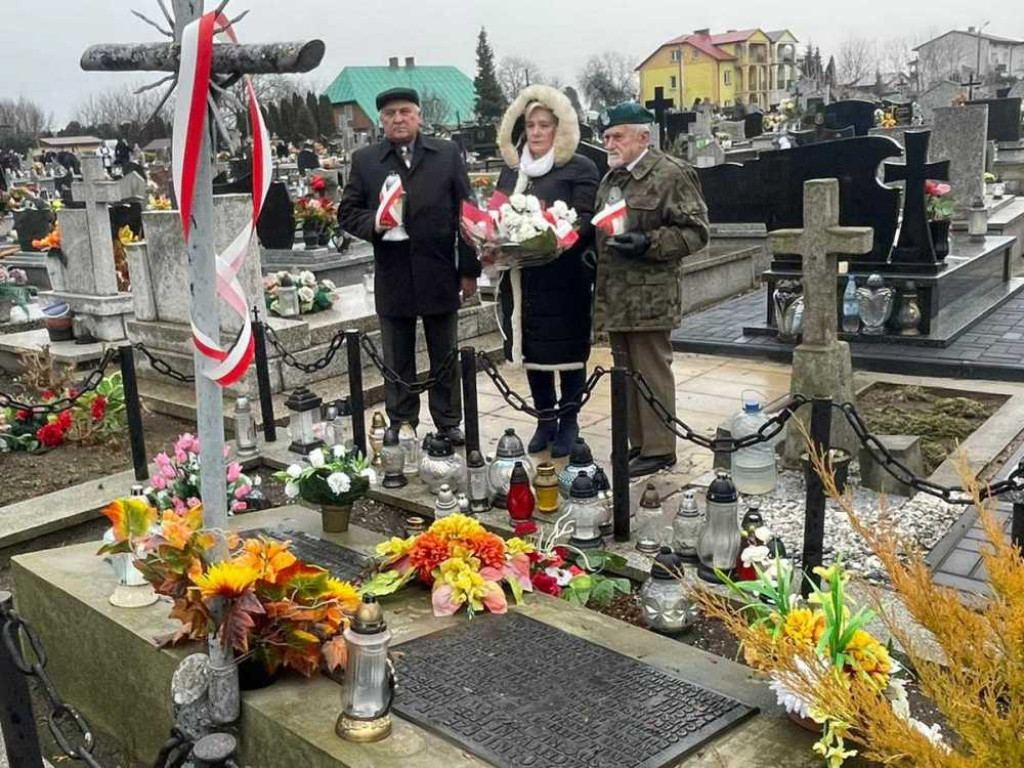 Hrubieszów: Światowy Związek Żołnierzy Armii Krajowej uczcił pamięć pomordowanych żołnierzy AK i BCh (ZDJĘCIA)
