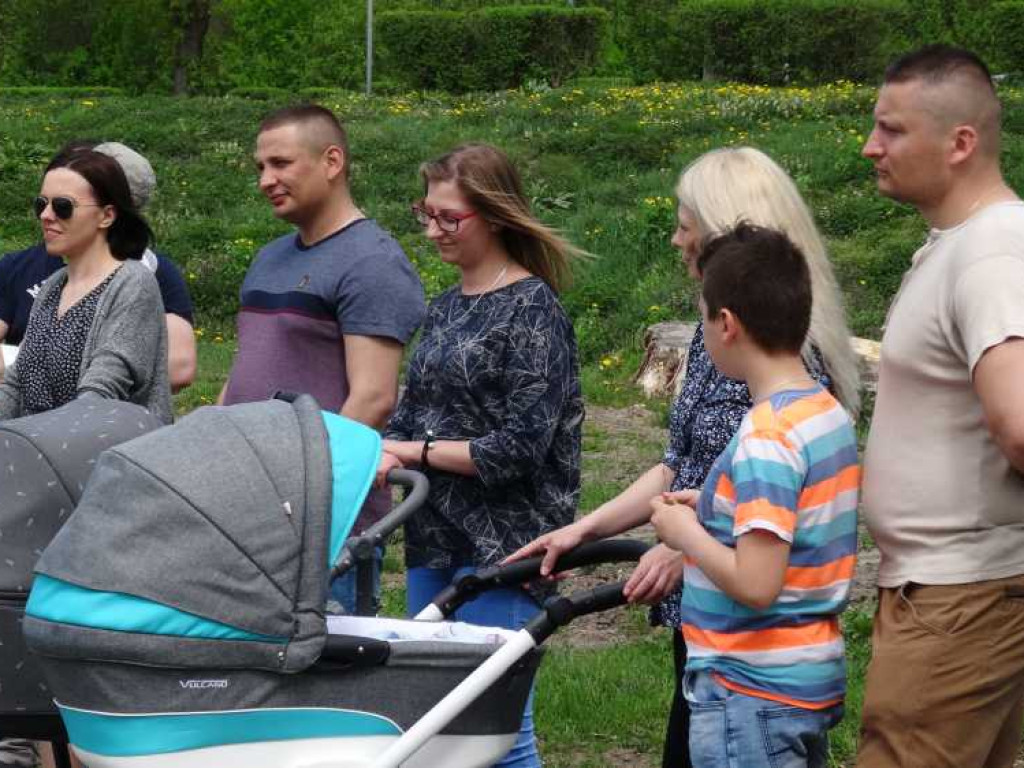 Wrastaj w Hrubieszów - rusza kolejna edycja akcji sadzenia drzewek dla dzieci (ZDJECIA)