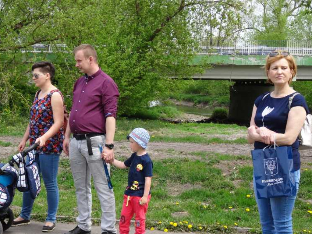 Wrastaj w Hrubieszów - rusza kolejna edycja akcji sadzenia drzewek dla dzieci (ZDJECIA)