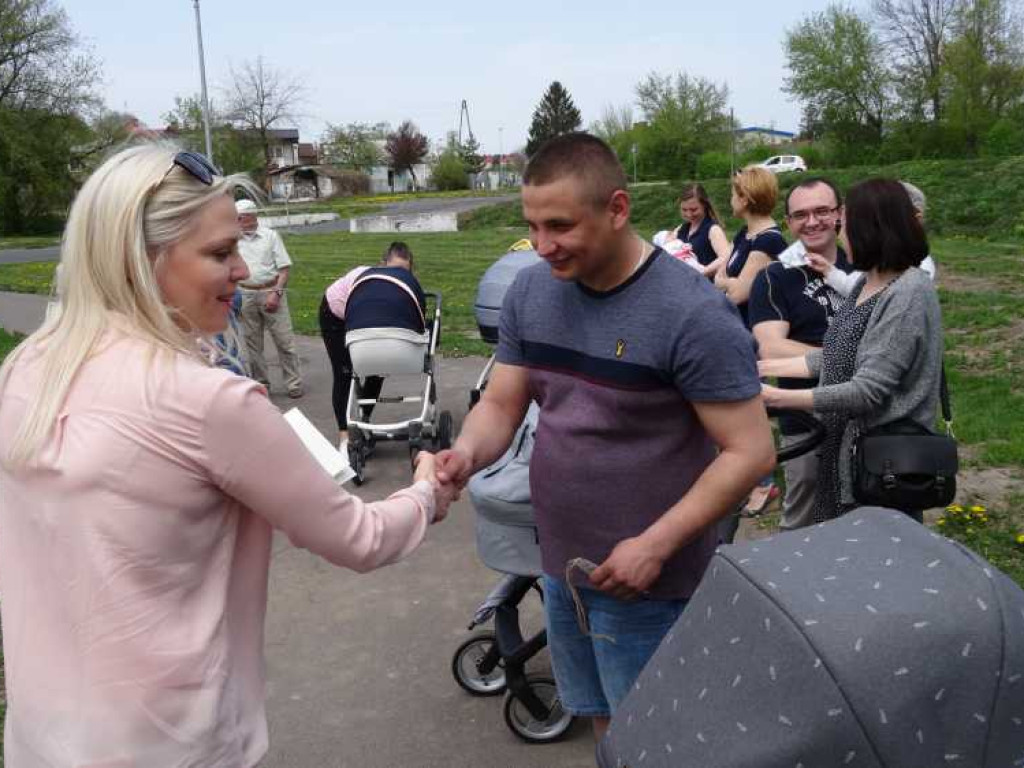 Wrastaj w Hrubieszów - rusza kolejna edycja akcji sadzenia drzewek dla dzieci (ZDJECIA)