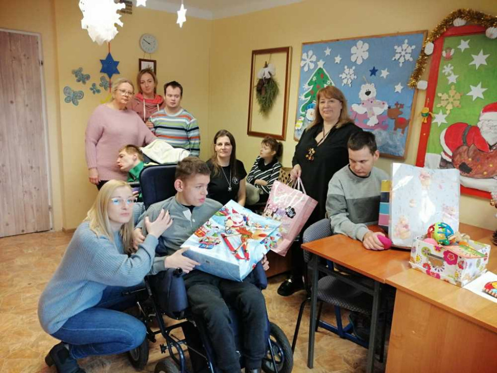 Hrubieszów: Młodzież Staszica - dzieciom (ZDJĘCIA)