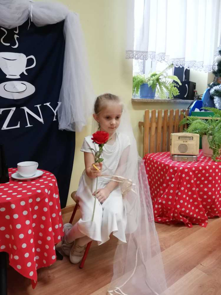 Hrubieszów: Dzień Babci i Dziadka w Miejskim Przedszkolu nr 3 przy ul. Grotthusów (ZDJĘCIA, WIDEO)