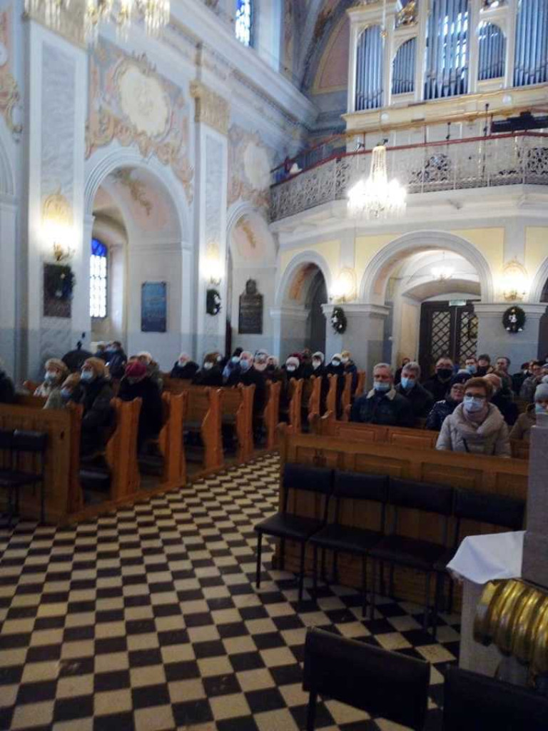Hrubieszów: Dzień Babci i Dziadka - Caritas, Trójka i PZPSW (ZDJĘCIA)