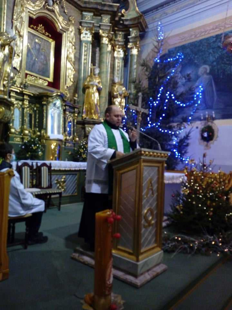 Hrubieszów: Dzień Babci i Dziadka - Caritas, Trójka i PZPSW (ZDJĘCIA)