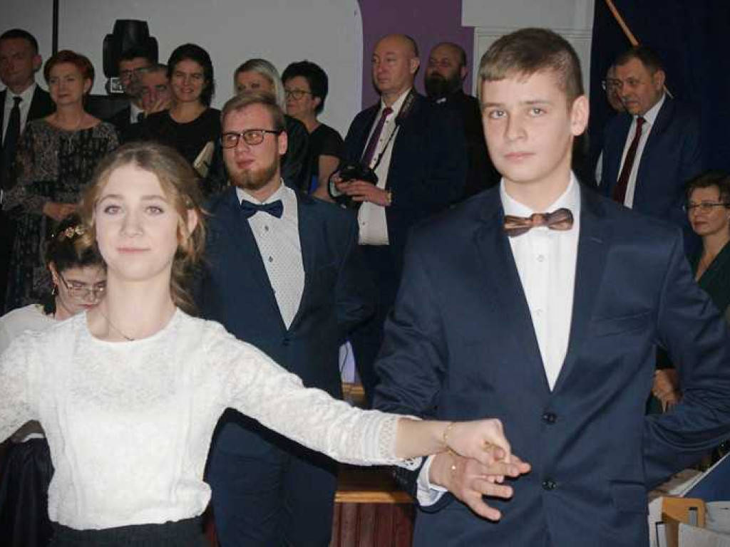 Studniówka 2022 w Horodle (ZDJĘCIA)