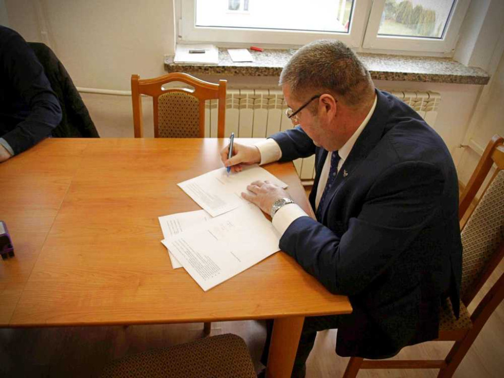 Rusza budowa sali sportowej w Uchaniach (ZDJĘCIA)