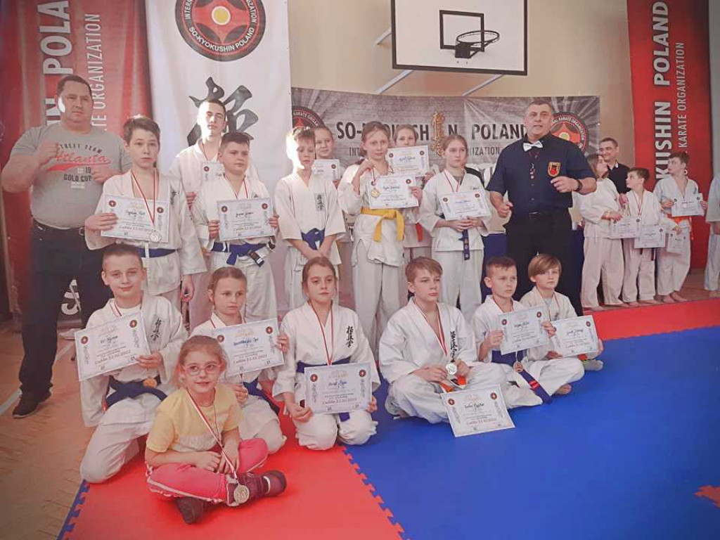 14 medali i 2 miejsce Hrubieszowskiej Sekcji Karate w mistrzostwach województwa (ZDJĘCIA)