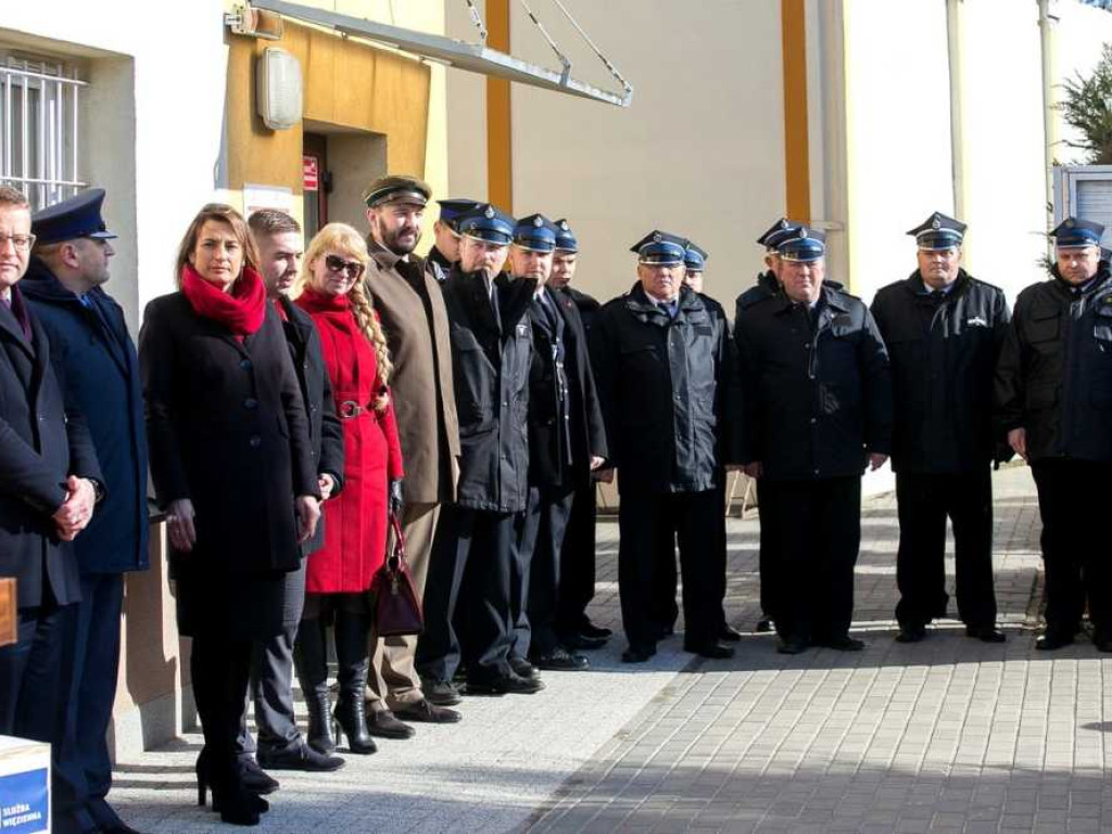 Sprzęt łączności od Zakładu Karnego w Hrubieszowie dla OSP