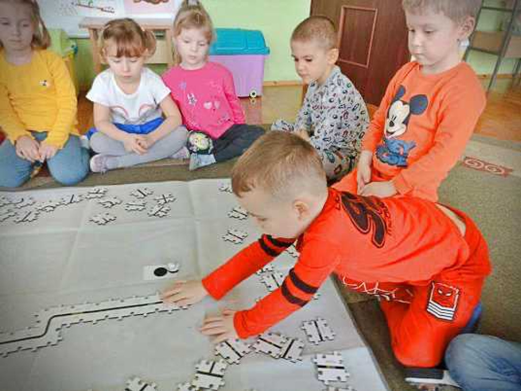 Hrubieszów: Programowanie z Ozobotami w Przedszkolu nr 2 (ZDJĘCIA)