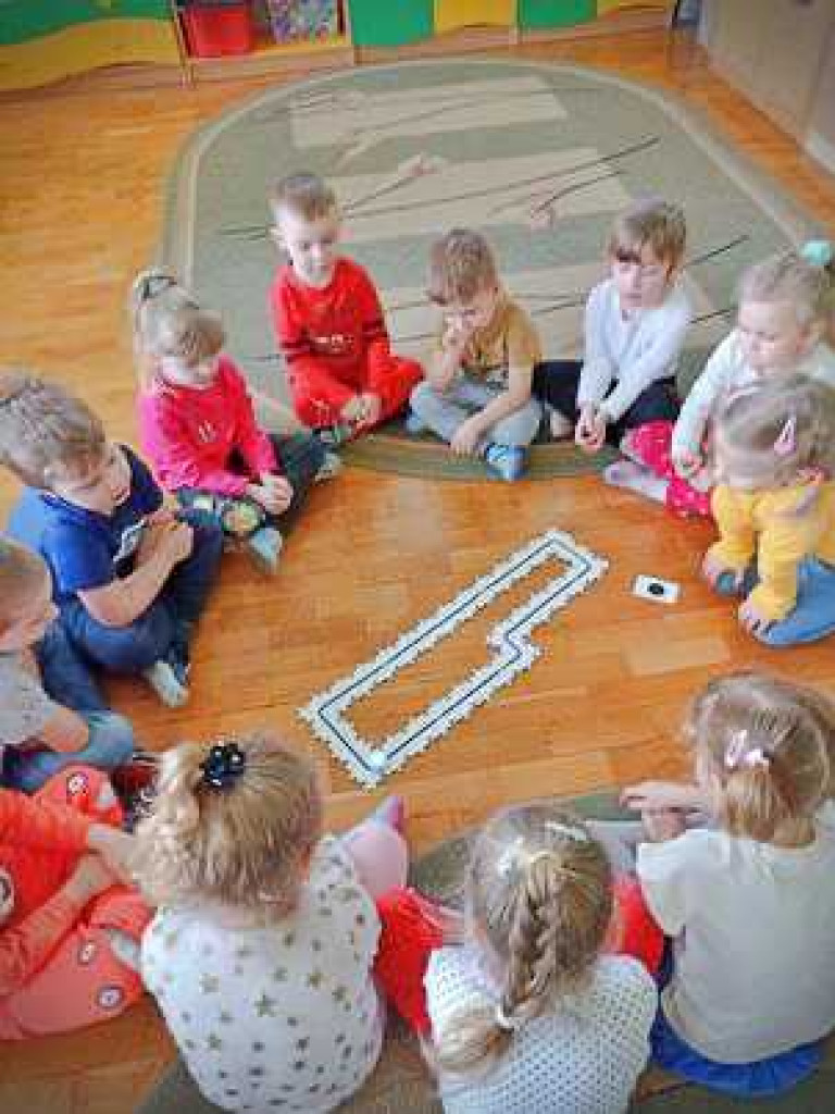 Hrubieszów: Programowanie z Ozobotami w Przedszkolu nr 2 (ZDJĘCIA)