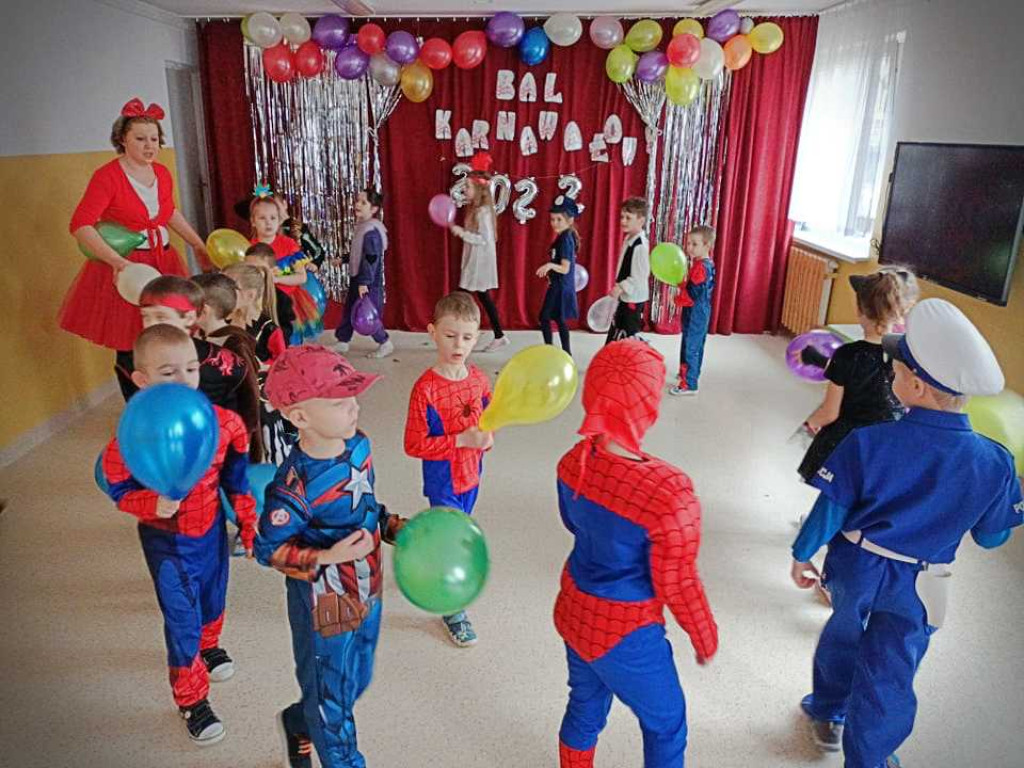 Bal karnawałowy w Przedszkolu nr 1 (ZDJĘCIA)