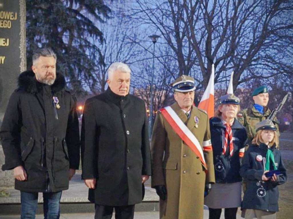 Uroczystości patriotyczno-religijne w 80. rocznicę przemianowania Związku Walki Zbrojnej na Armię Krajową (ZDJĘCIA)