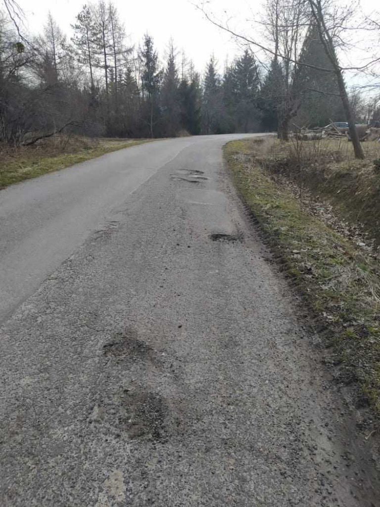 Gmina Uchanie: Będą remonty dróg w miejscowościach Wola Uchańska oraz Jarosławiec-Wysokie (ZDJĘCIA)