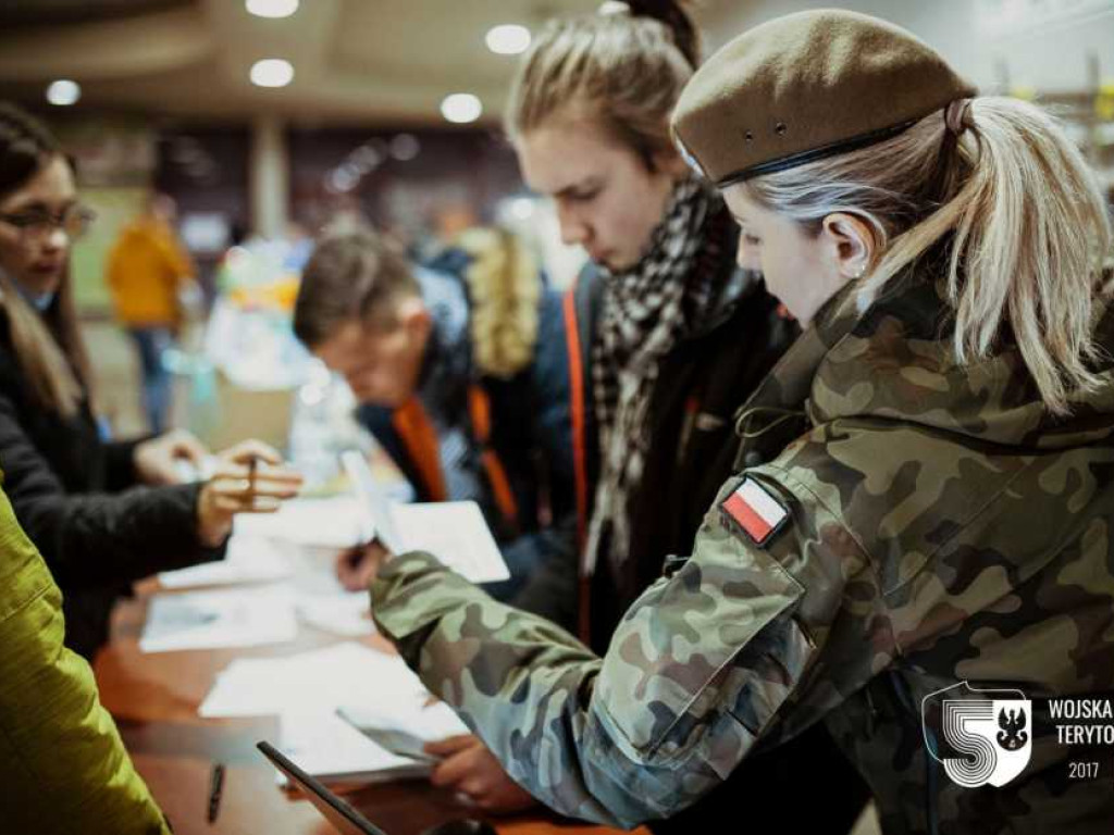 Hrubieszów: Terytorialsi wspierają organizację pomocy dla uchodźców z Ukrainy (ZDJĘCIA)