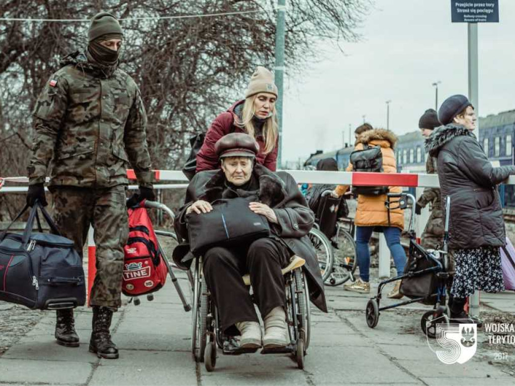 Hrubieszów: Terytorialsi wspierają organizację pomocy dla uchodźców z Ukrainy (ZDJĘCIA)
