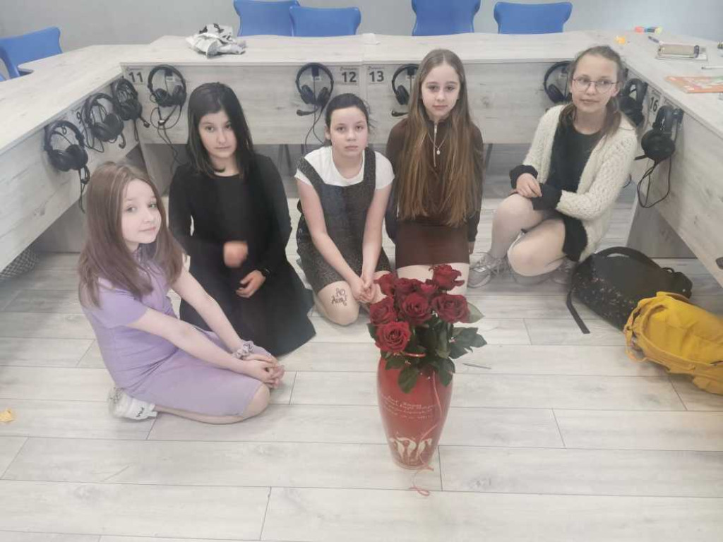 Dzień Kobiet w hrubieszowskiej Dwójce (ZDJĘCIA)