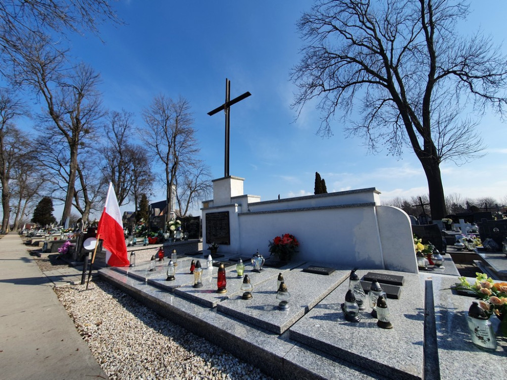 Hrubieszów: Uczczono pamięć pomordowanych kolejarzy i osób cywilnych (ZDJĘCIA)