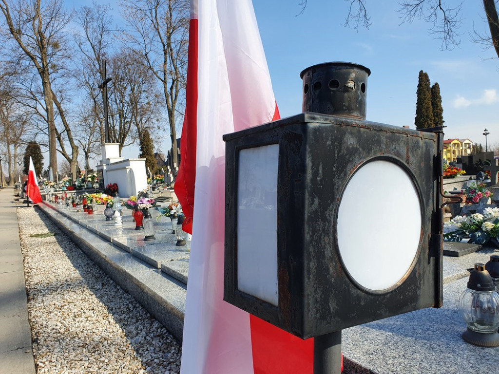 Hrubieszów: Uczczono pamięć pomordowanych kolejarzy i osób cywilnych (ZDJĘCIA)