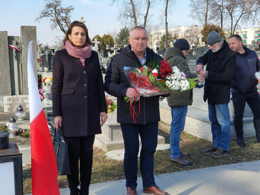 Hrubieszów: Uczczono pamięć pomordowanych kolejarzy i osób cywilnych (ZDJĘCIA)