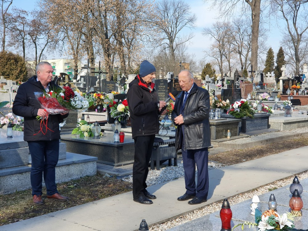 Hrubieszów: Uczczono pamięć pomordowanych kolejarzy i osób cywilnych (ZDJĘCIA)