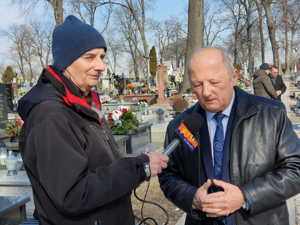 Hrubieszów: Uczczono pamięć pomordowanych kolejarzy i osób cywilnych (ZDJĘCIA)