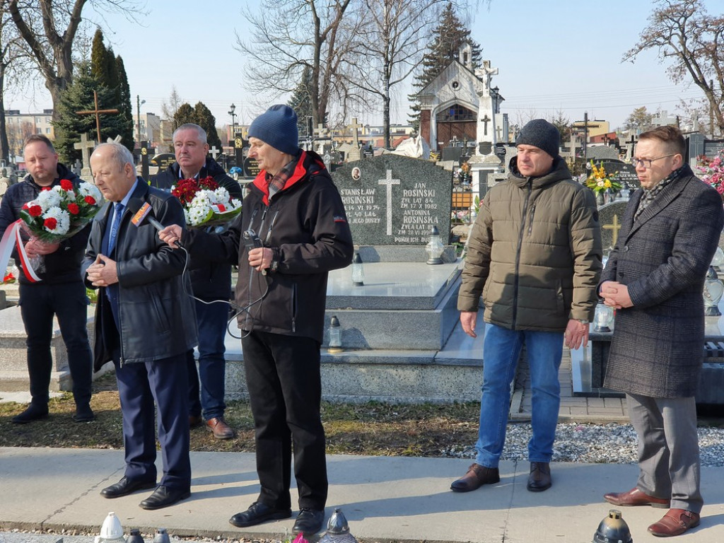 Hrubieszów: Uczczono pamięć pomordowanych kolejarzy i osób cywilnych (ZDJĘCIA)