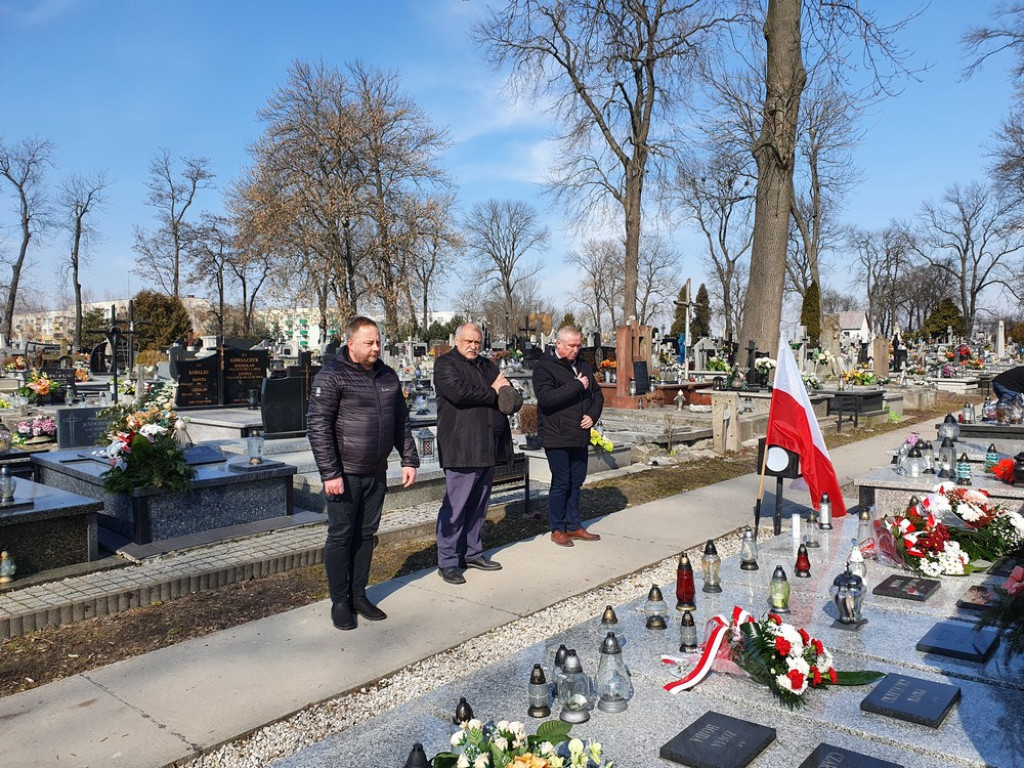 Hrubieszów: Uczczono pamięć pomordowanych kolejarzy i osób cywilnych (ZDJĘCIA)