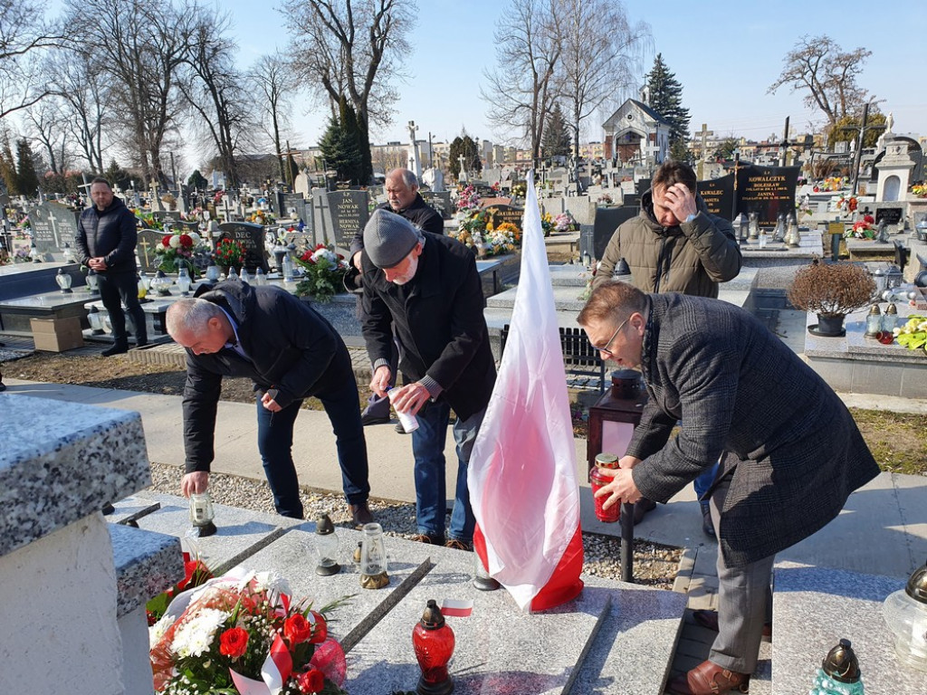 Hrubieszów: Uczczono pamięć pomordowanych kolejarzy i osób cywilnych (ZDJĘCIA)