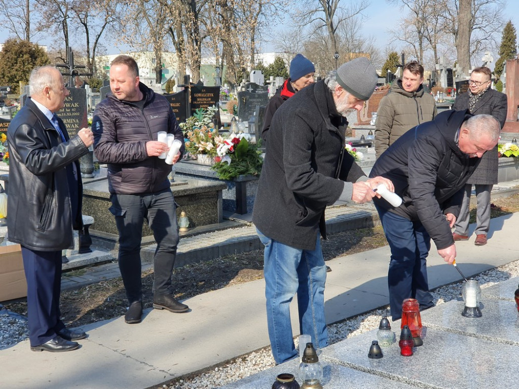 Hrubieszów: Uczczono pamięć pomordowanych kolejarzy i osób cywilnych (ZDJĘCIA)