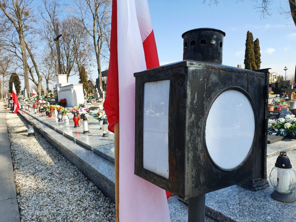 Hrubieszów: Uczczono pamięć pomordowanych kolejarzy i osób cywilnych (ZDJĘCIA)