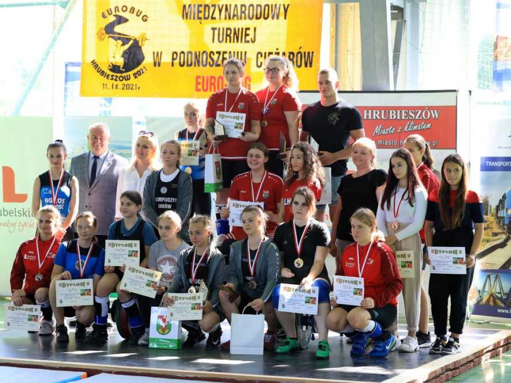 Tabele wyników sztangistek MKS Unii Hrubieszów za sezon 2021 (ZDJĘCIA)