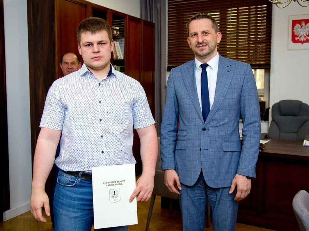 Tabele wyników sztangistek MKS Unii Hrubieszów za sezon 2021 (ZDJĘCIA)