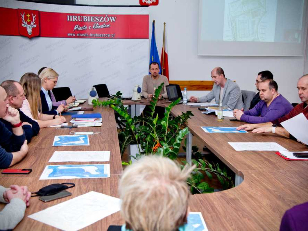 Hrubieszów: Rozmawiali o rozbudowie HOSiR (ZDJĘCIA)