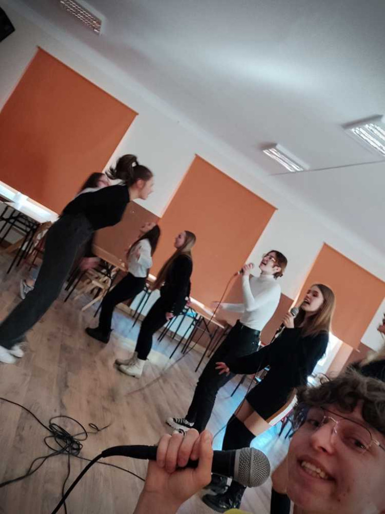 Hrubieszów: Pierwszy dzień wiosny w Staszicu (ZDJĘCIA)