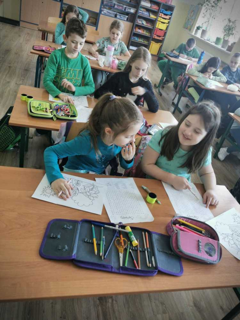 Hrubieszów: Pierwszy dzień wiosny w Dwójce (ZDJĘCIA)