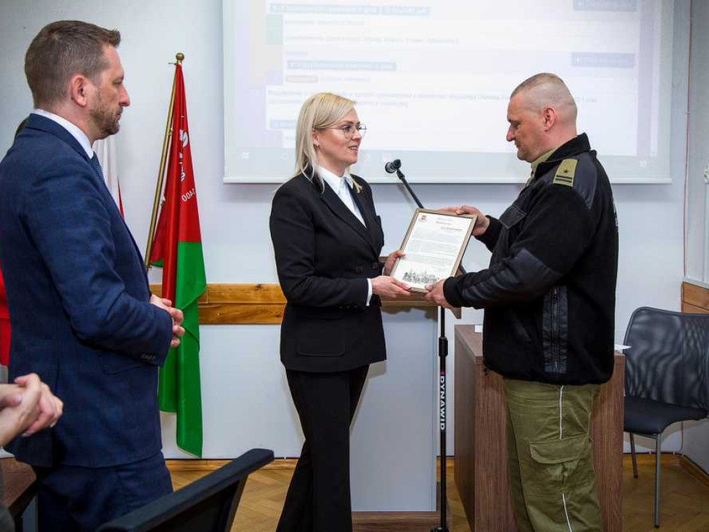 Hrubieszów: Podziękowania za pomoc dla służb mundurowych (ZDJĘCIA)