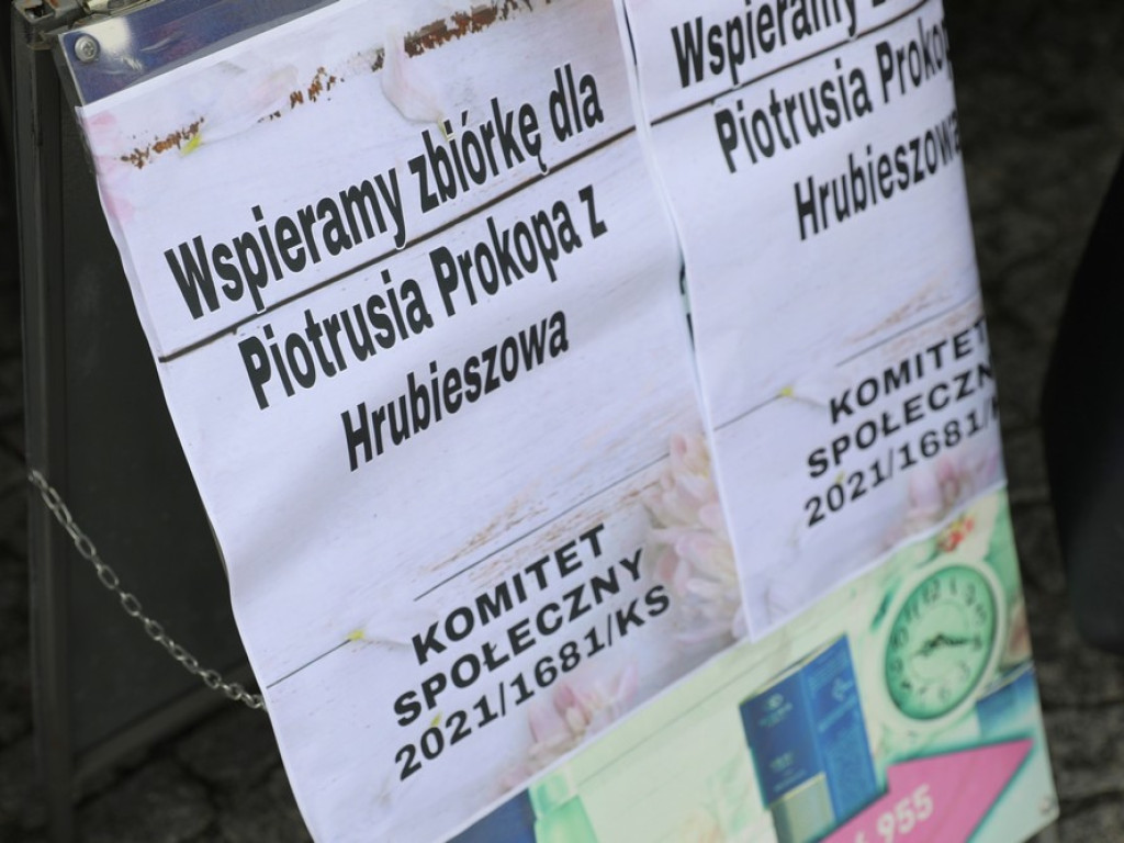 Hrubieszów: Trwa Wielkanocny Kiermasz Pisanek i Palm (ZDJĘCIA)
