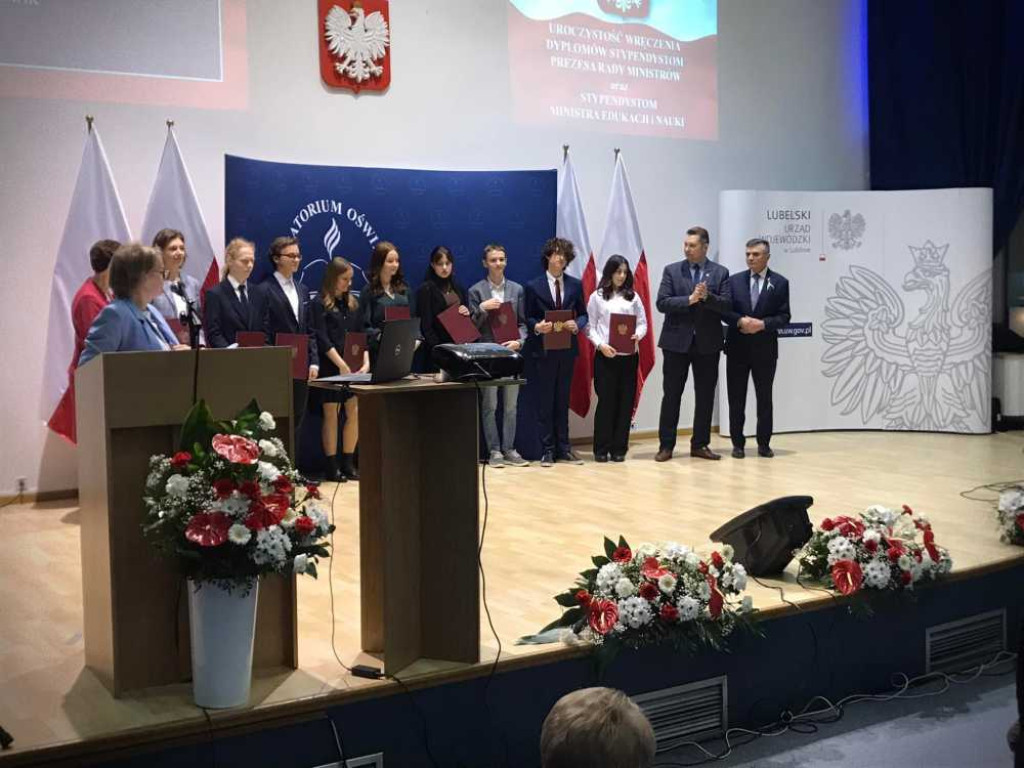 Hrubieszów: Stypendyści ze Staszica (ZDJĘCIA)
