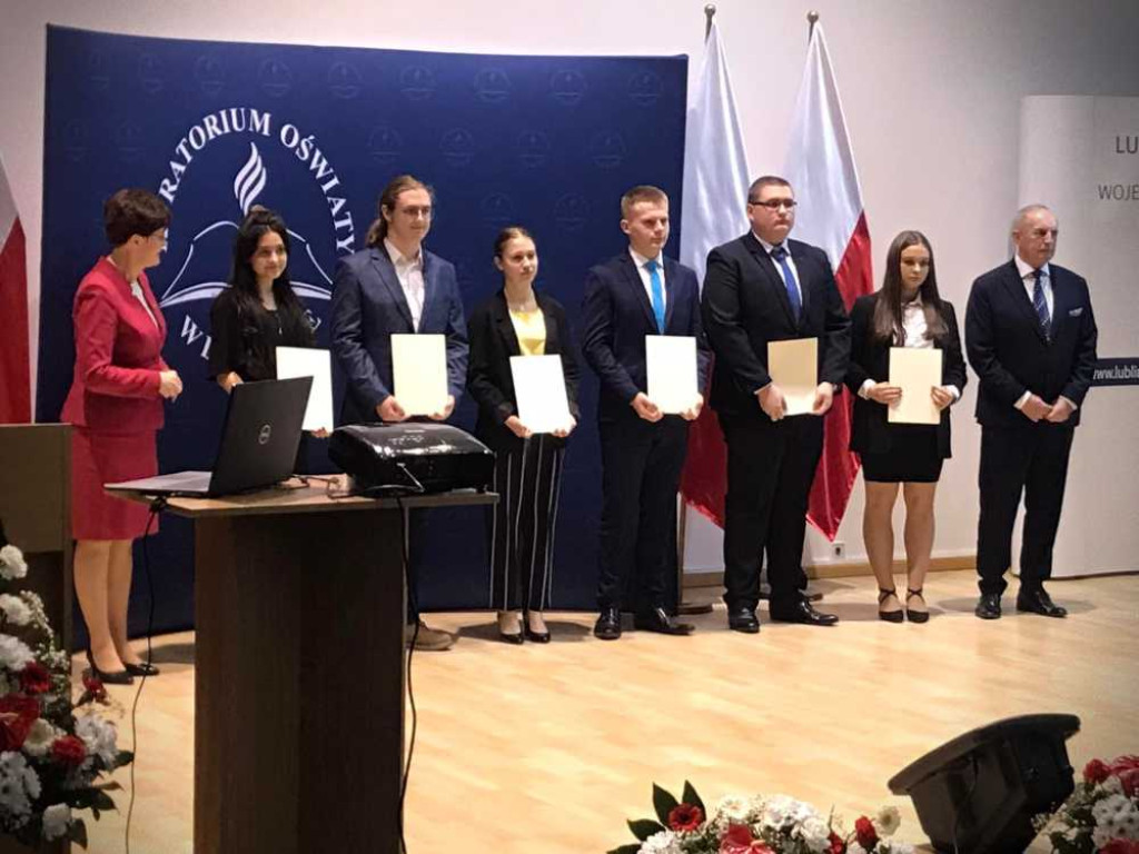 Hrubieszów: Stypendyści ze Staszica (ZDJĘCIA)