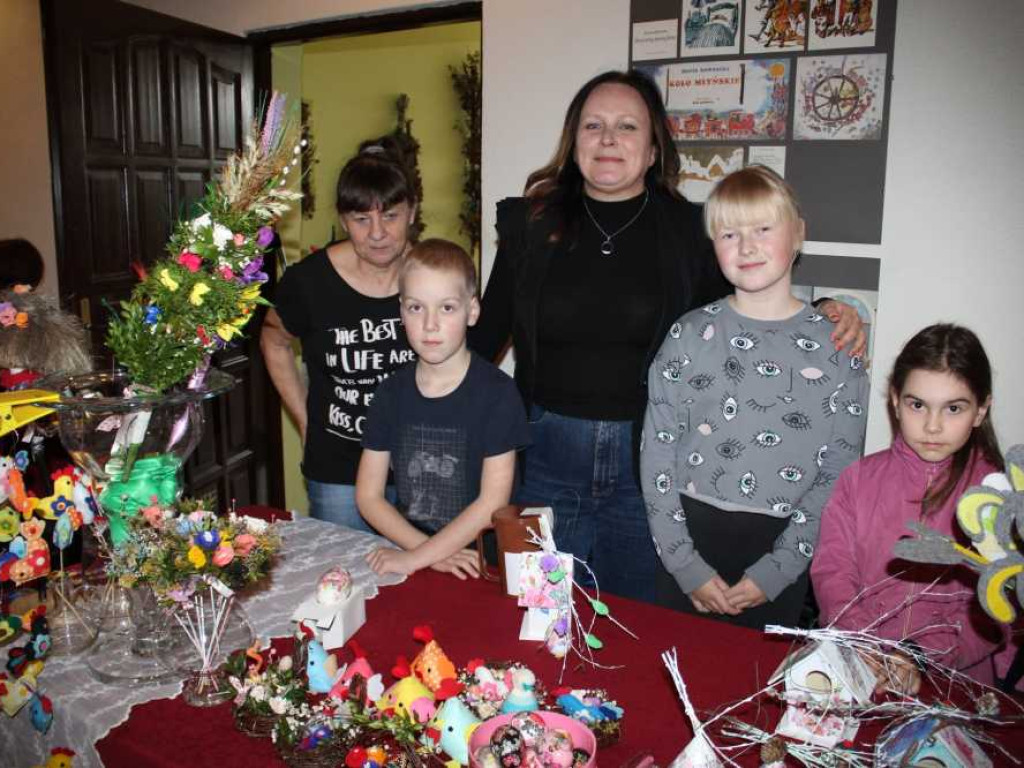 Udany charytatywny kiermasz wielkanocny w Werbkowicach - zebrano ponad 2600 zł (ZDJĘCIA)