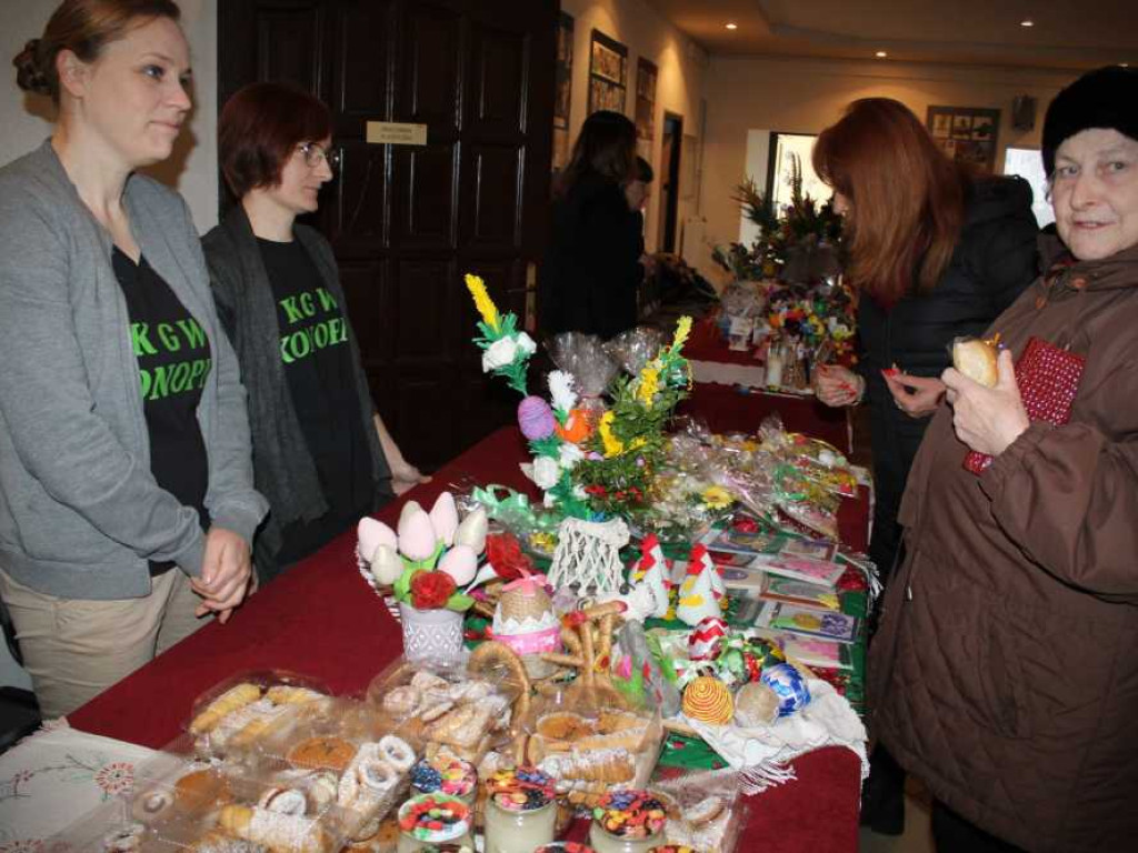 Udany charytatywny kiermasz wielkanocny w Werbkowicach - zebrano ponad 2600 zł (ZDJĘCIA)