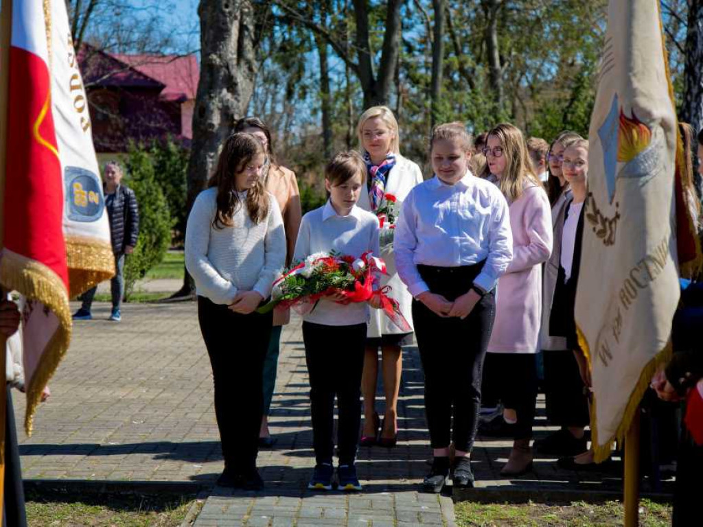 Hrubieszów: Uczcili pamięć ofiar zbrodni katyńskiej (ZDJĘCIA)