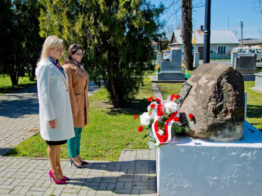 Hrubieszów: Uczcili pamięć ofiar zbrodni katyńskiej (ZDJĘCIA)