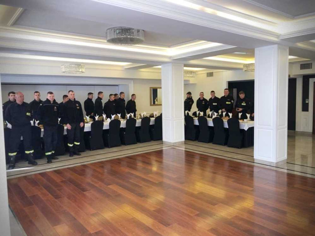 Hrubieszów: Śniadanie wielkanocne strażaków i policjantów (ZDJĘCIA)